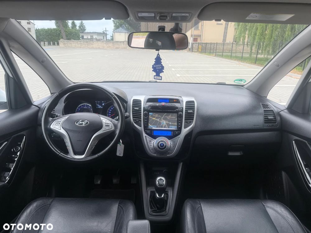 Hyundai ix20 - 15