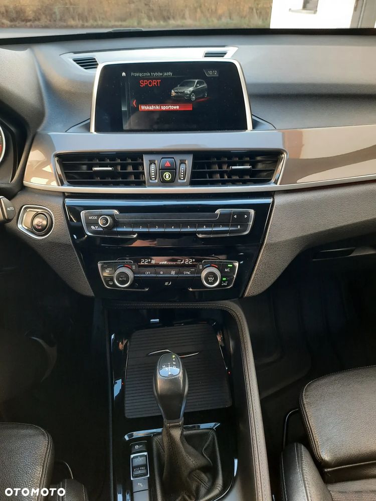 BMW X1 sDrive18d xLine - 18