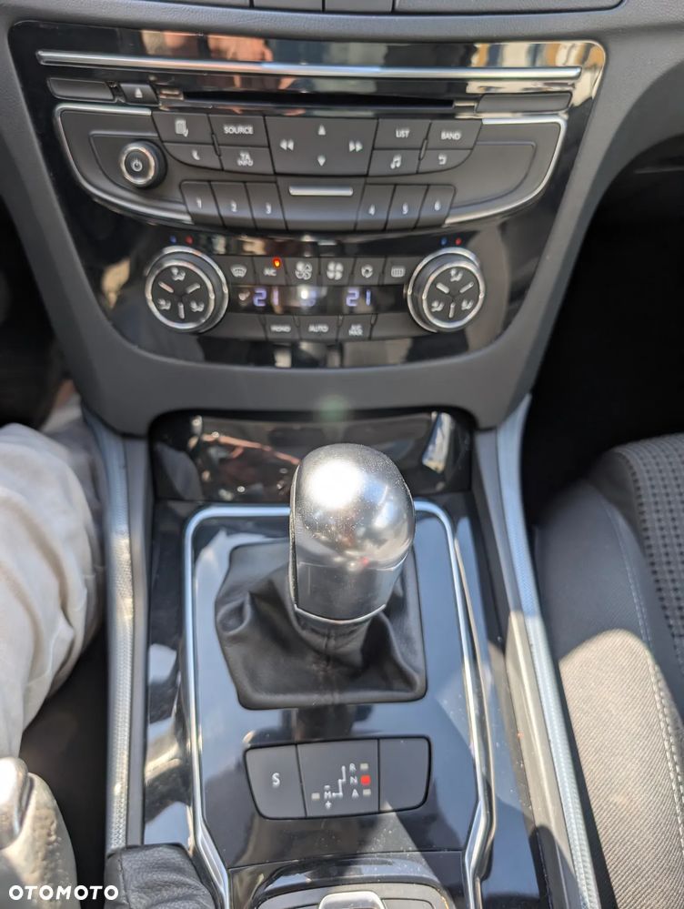Peugeot 508 1.6 e-HDi Active S&S - 23