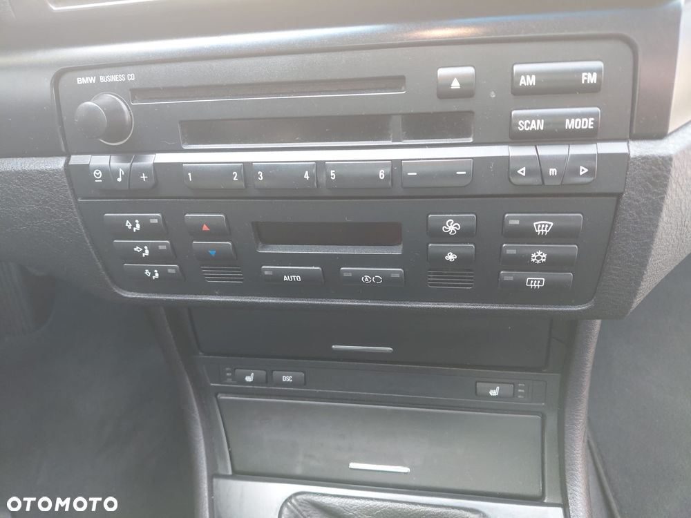 BMW Seria 3 318i Edition Sport - 18