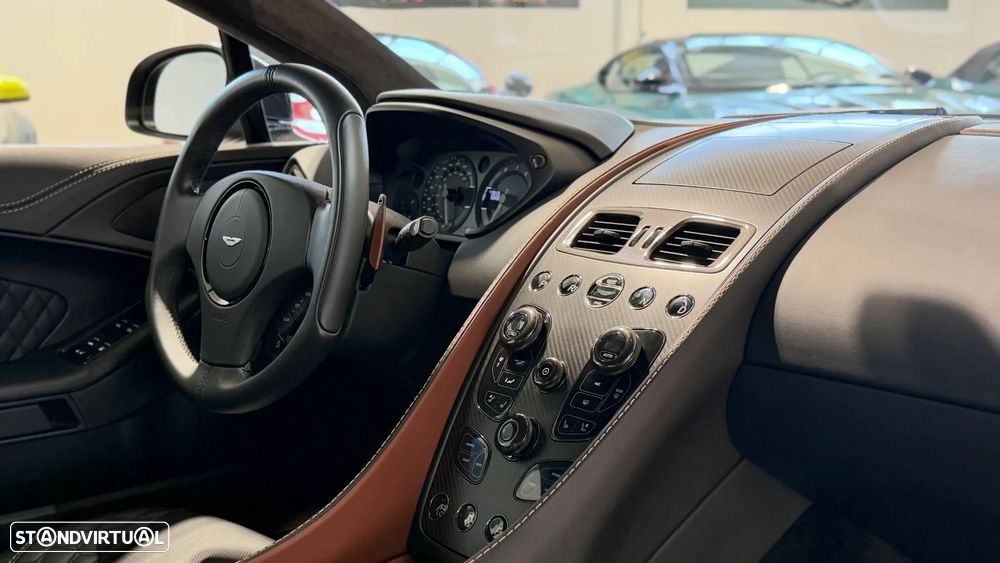 Aston Martin Vanquish S Ultimate - 17