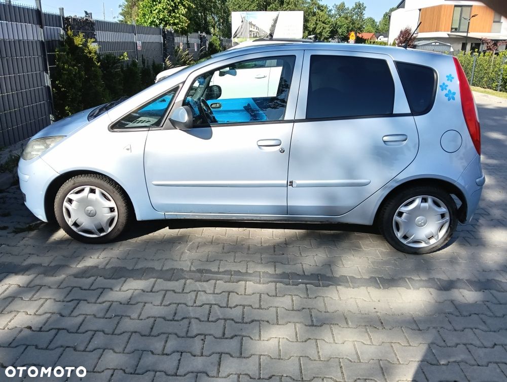 Mitsubishi Colt - 3