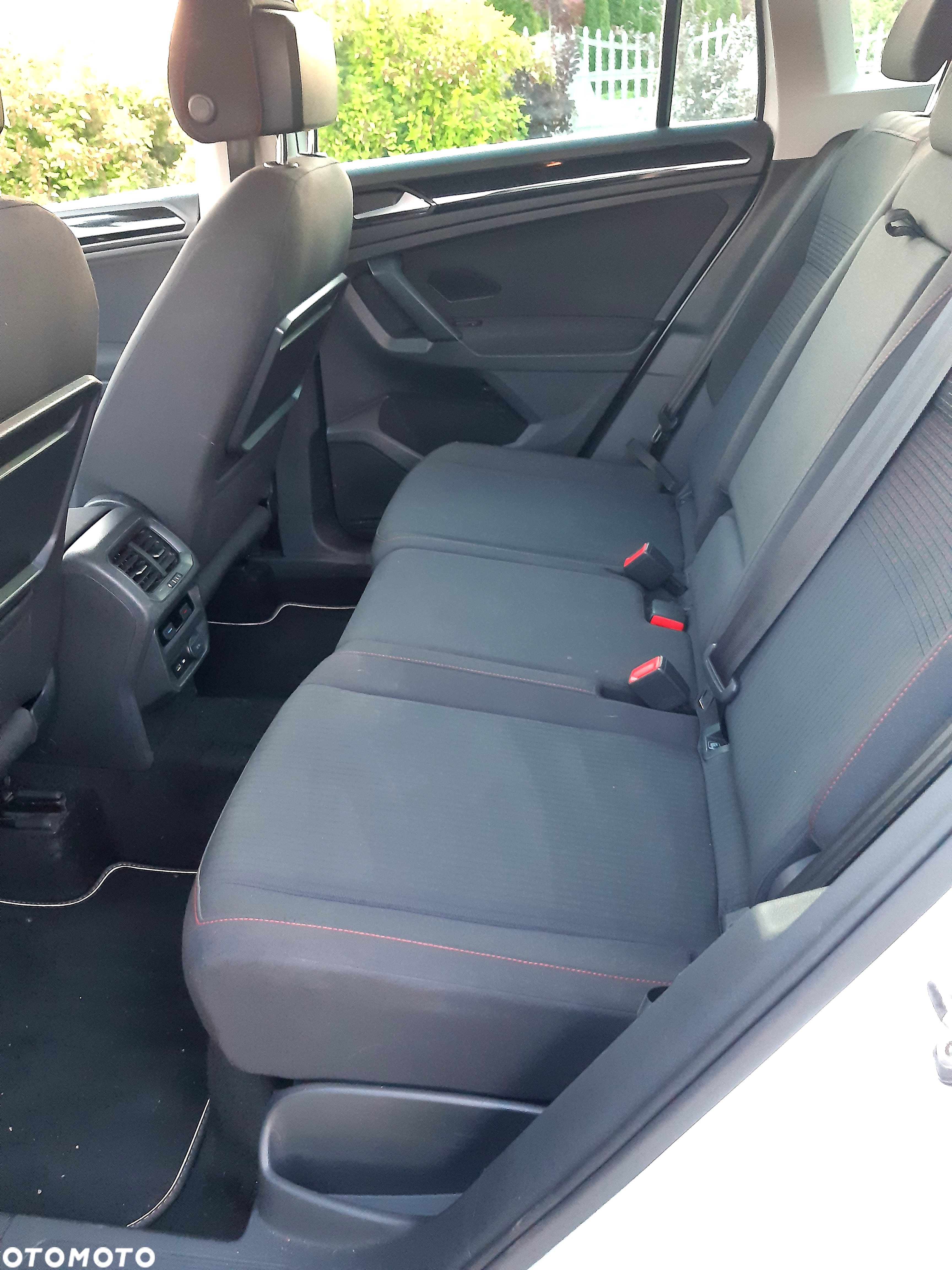 Volkswagen Tiguan - 10
