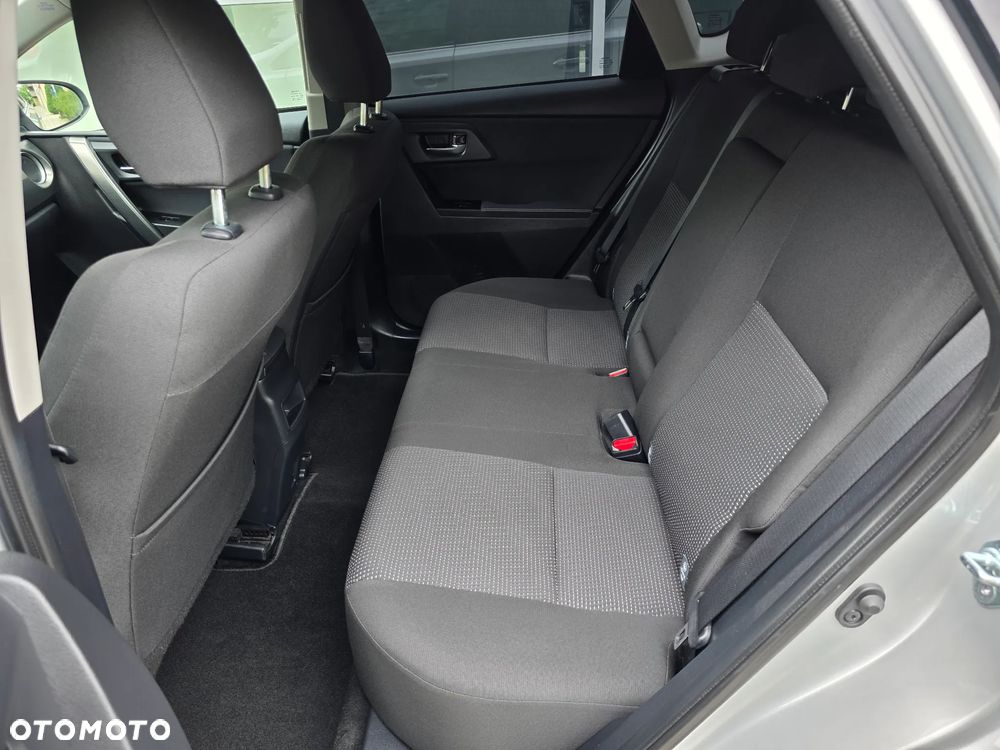 Toyota Auris - 20
