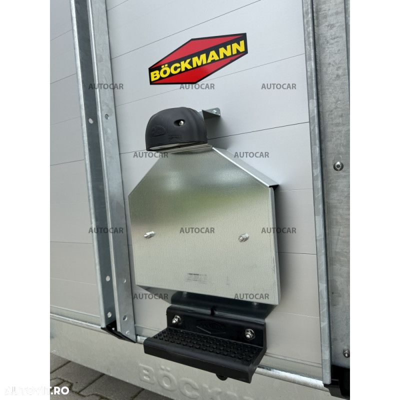 Autocar Remorca transport cai  Champion Esprit C cu camera pentru depozitare sa - 13