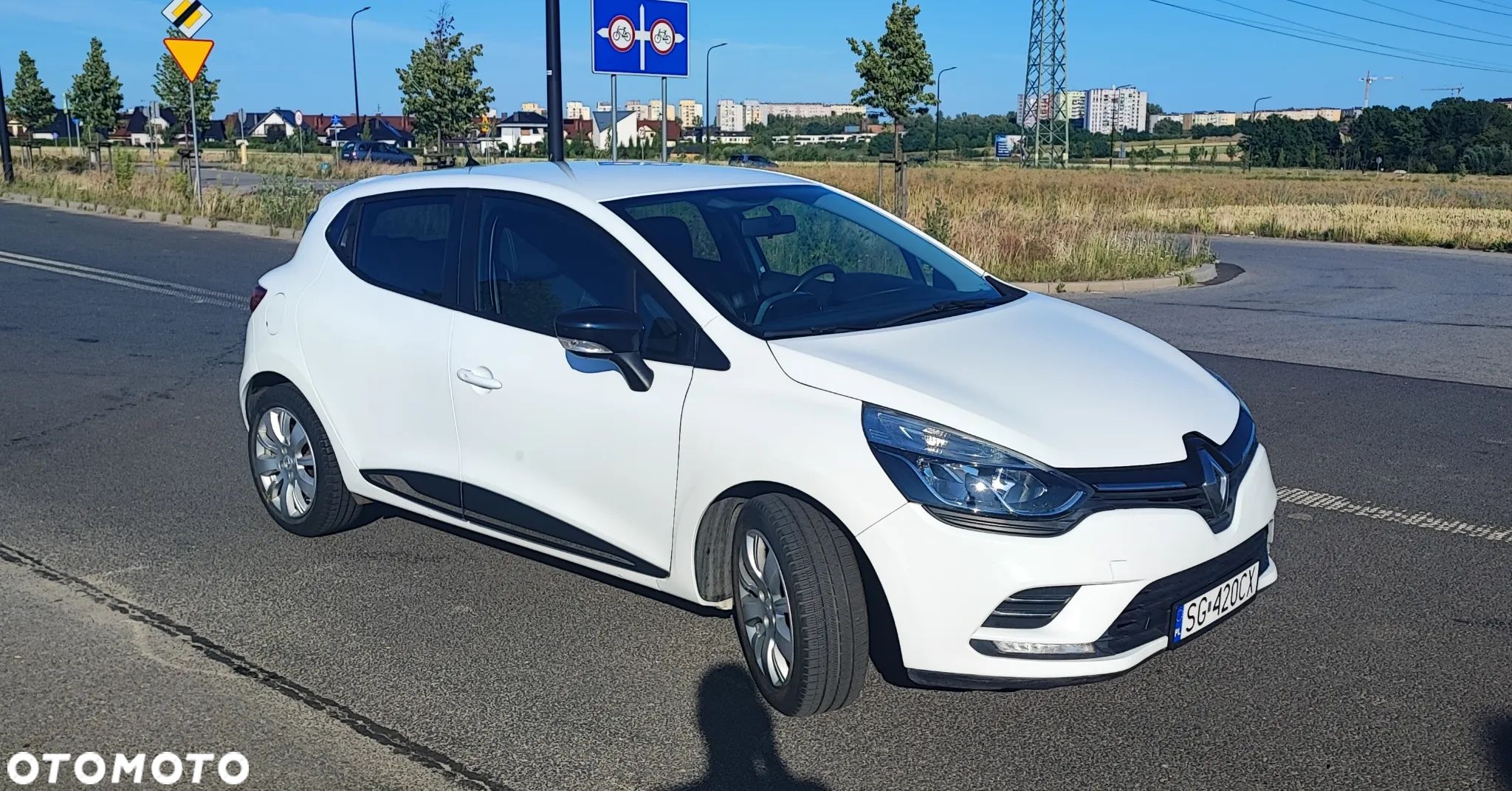 Renault Clio - 1