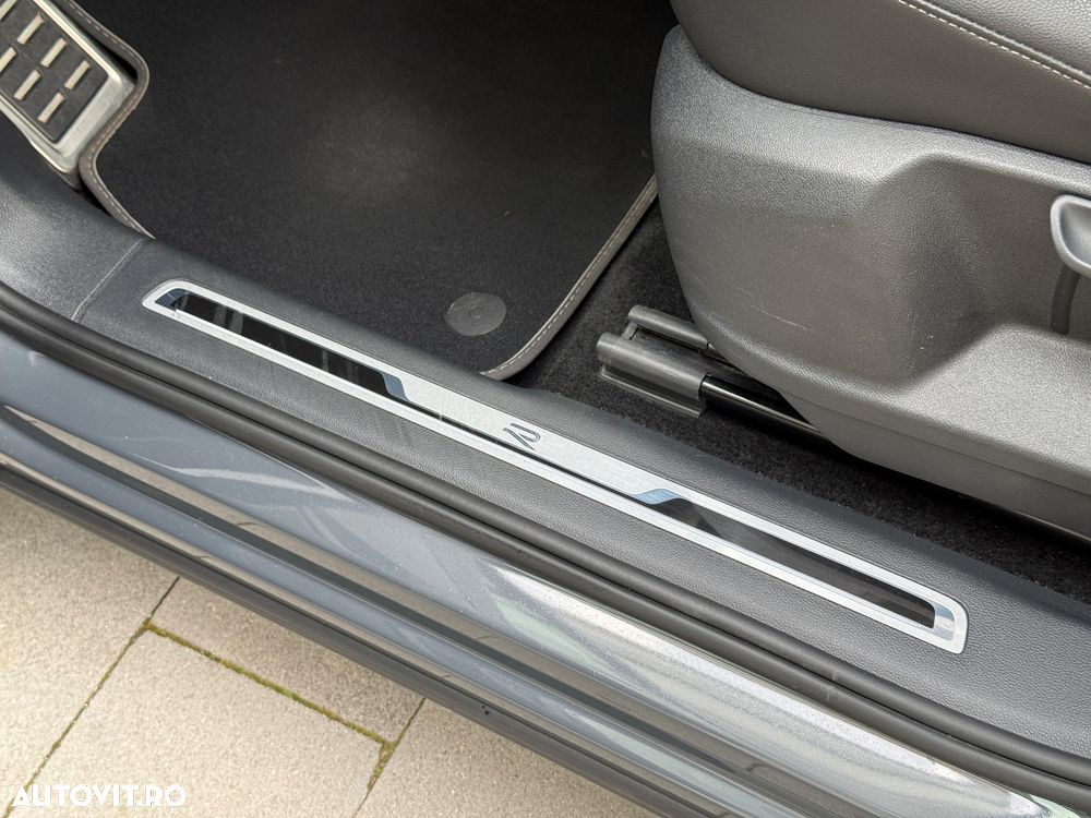 Volkswagen Tiguan 2.0 TDI SCR 4MOTION DSG R-Line - 19