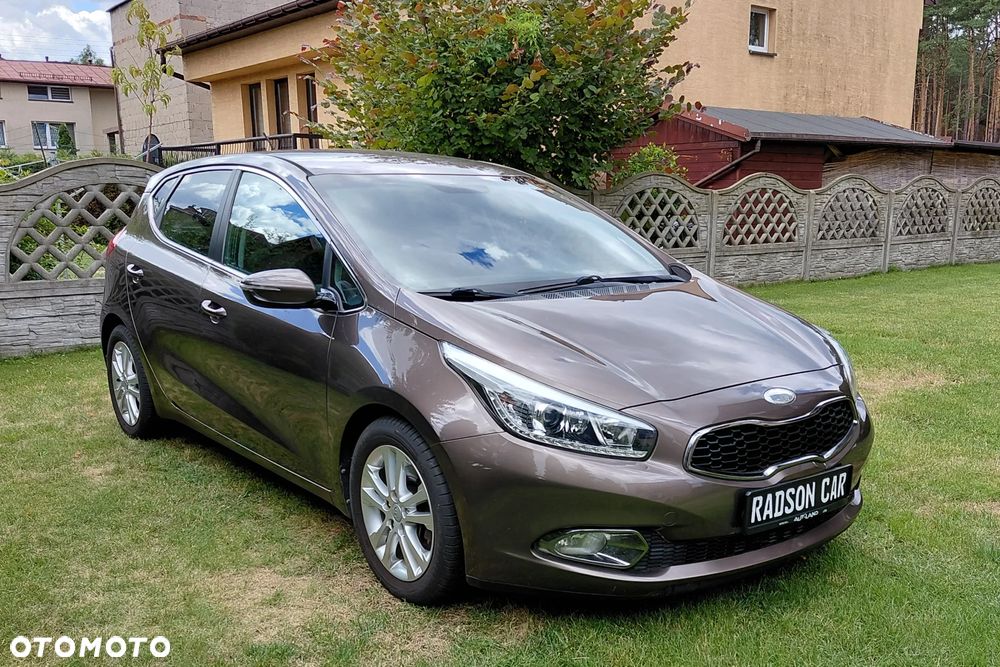 Kia Ceed 1.6 GDI ISG Spirit - 2