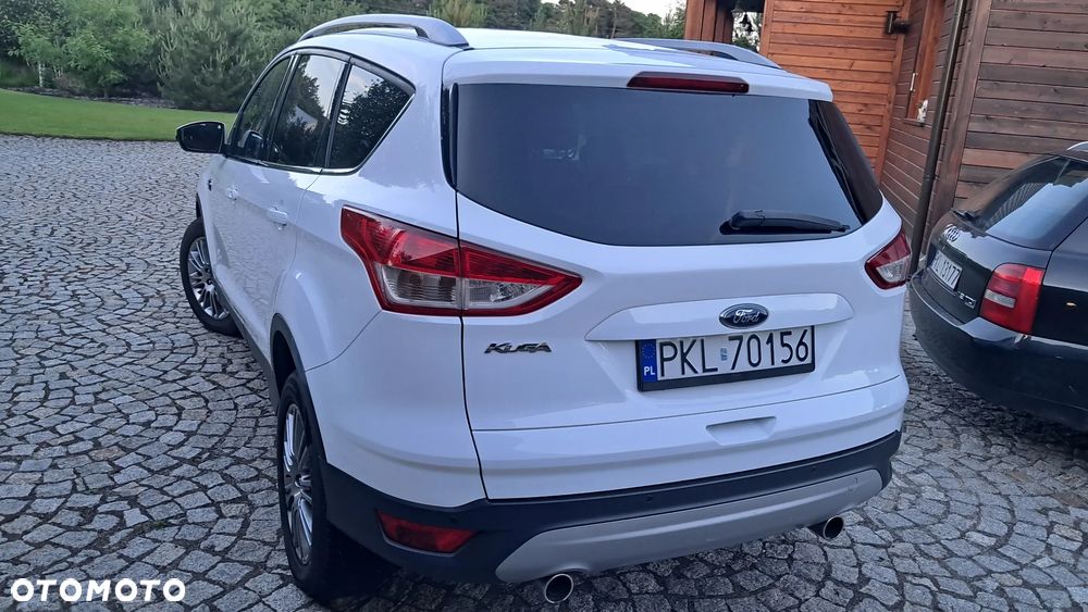 Ford Kuga 2.0 TDCi FWD Titanium - 4