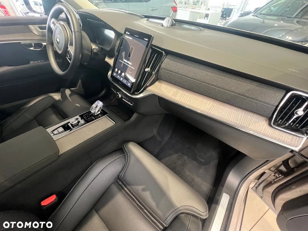 Volvo XC 90 - 28