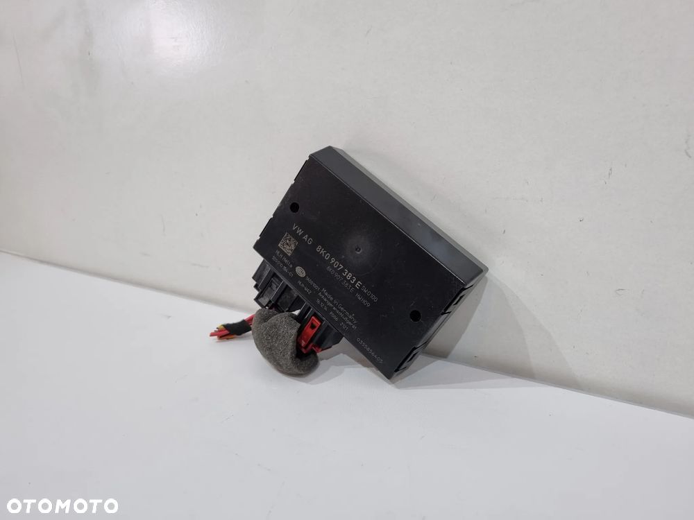 AUDI A4 B8 A5 8T MODUŁ STEROWNIK HAKA 8K0907383E - 3