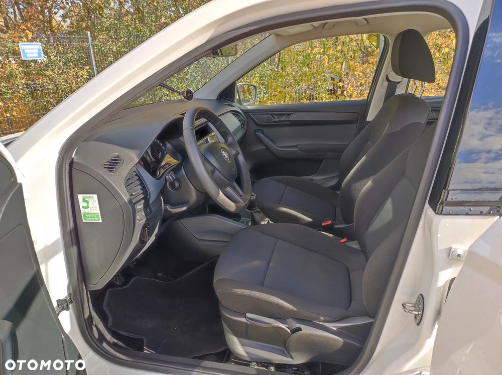 Skoda Fabia 1.2 TSI Active - 10