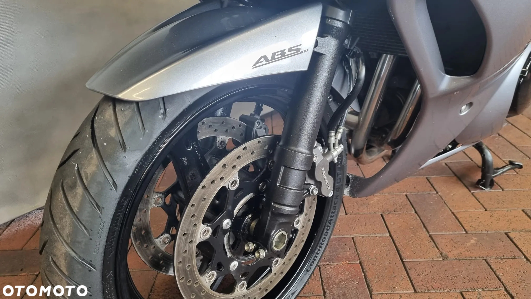 Suzuki GSX - 7