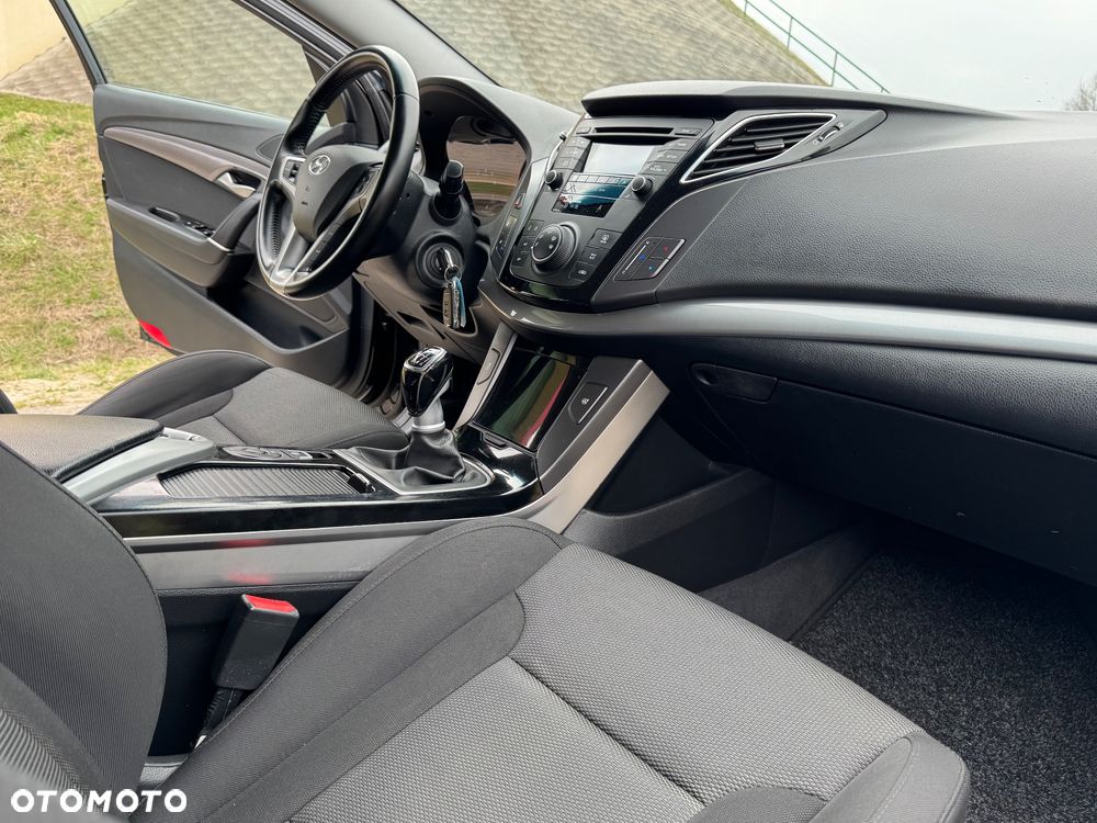 Hyundai i40 Kombi 1.6 Classic - 26