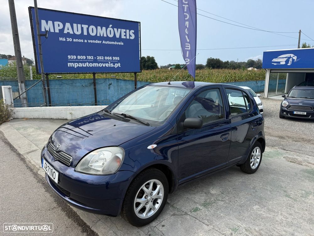 Toyota Yaris 1.0 Base - 3
