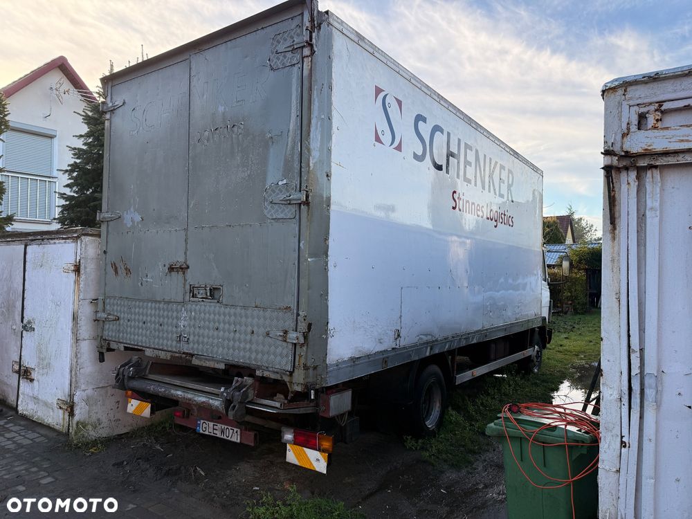 Mercedes-Benz 814D - 7