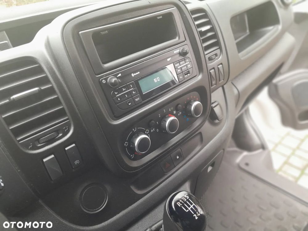 Fiat Talento blaszak 3-osobowy, ks. serwisowa - 22