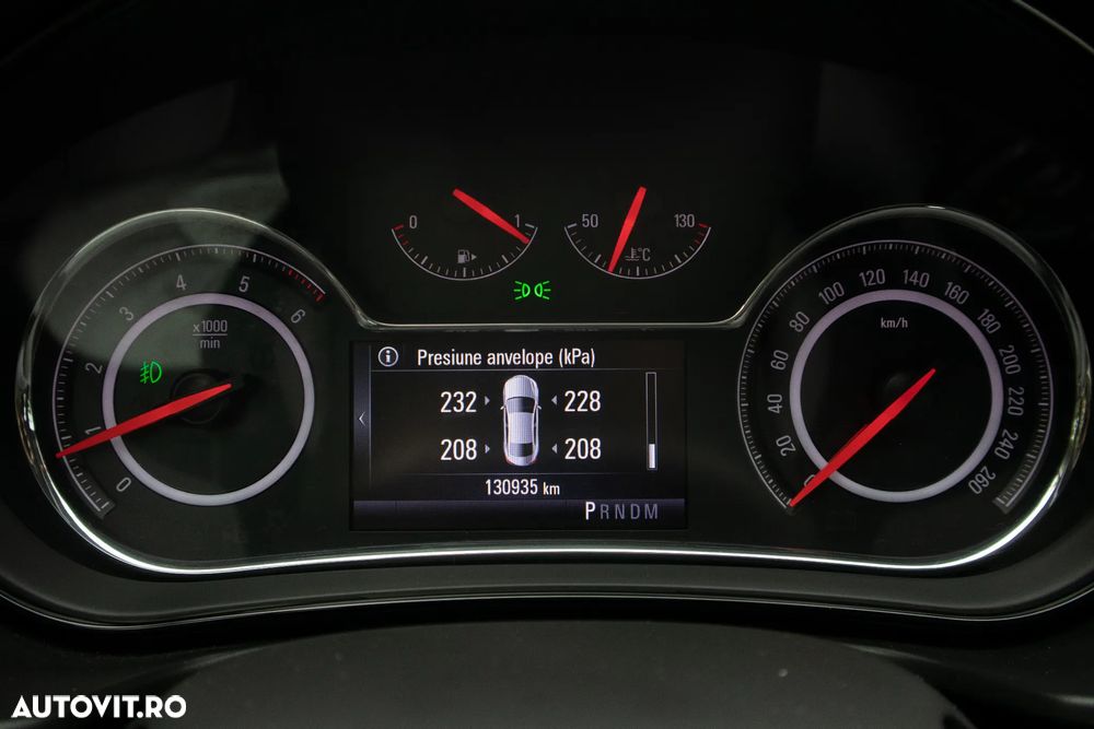 Opel Insignia - 26