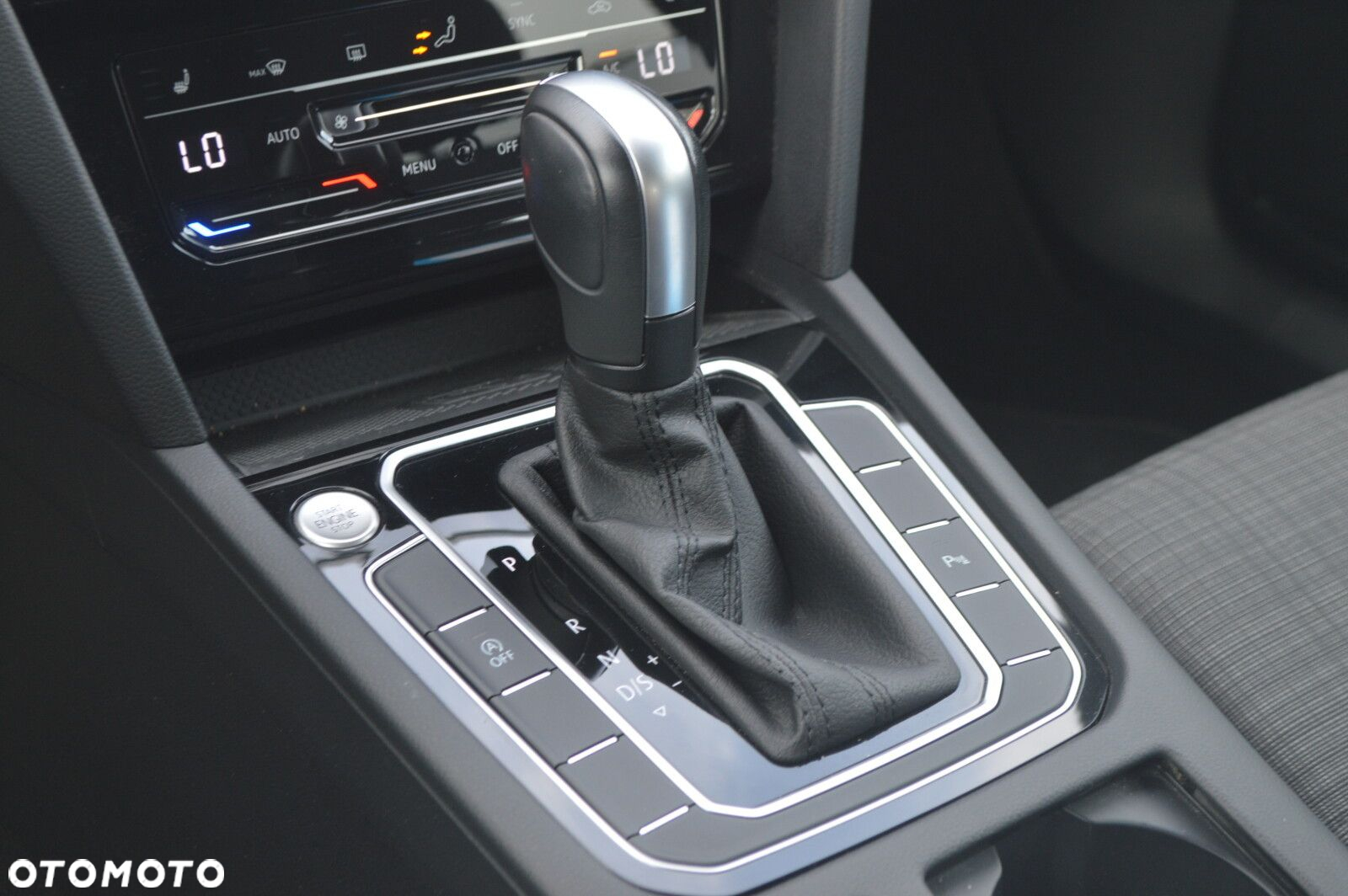 Volkswagen Passat 2.0 TSI Business DSG - 17