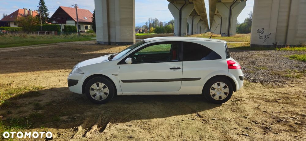 Renault Megane 1.5 dCi Dynamique - 9