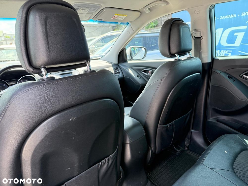Hyundai ix35 2.0 CRDi 4WD Automatik Finale Silver - 14