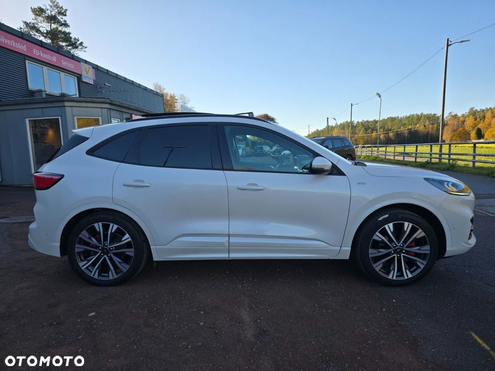 Ford Kuga 2.5 Duratec FHEV 4x4 ST-LINE - 6