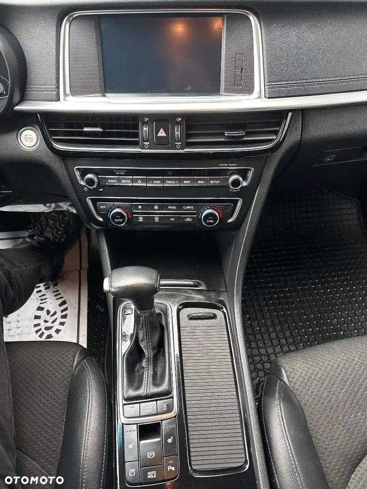 Kia Optima 1.6 T-GDI L DCT - 30