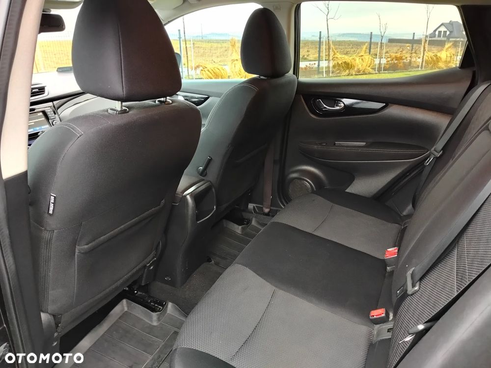 Nissan Qashqai 1.2 DIG-T N-Connecta - 23