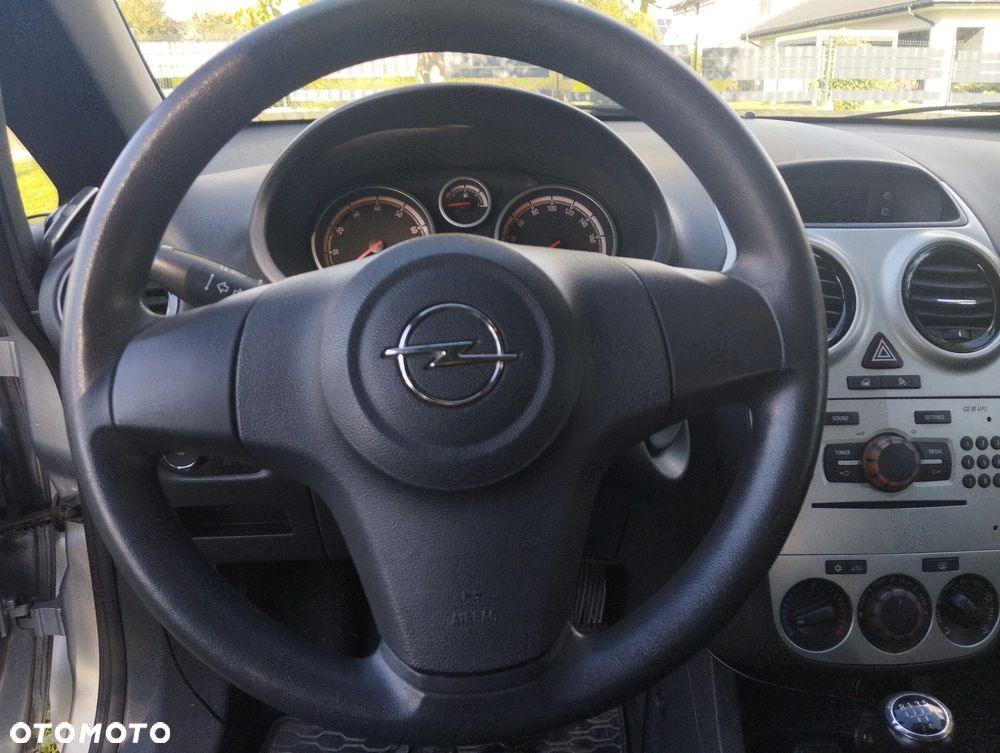 Opel Corsa - 13