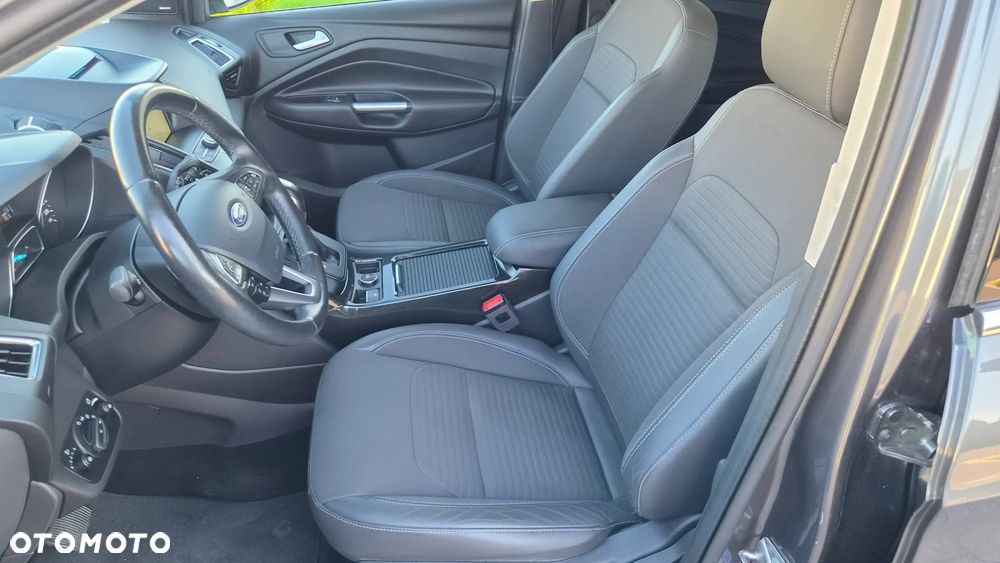 Ford Kuga 2.0 TDCi 4x4 Titanium - 15