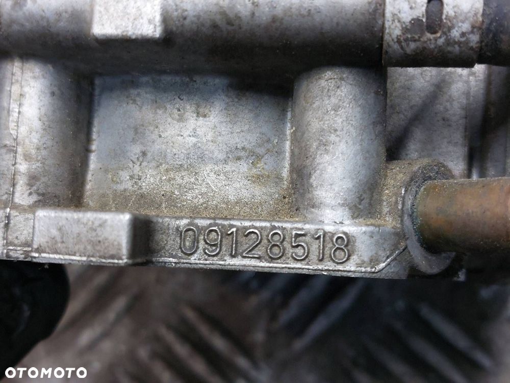 PRZEPUSTNICA OPEL VECTRA C 1.8 16V 09128518 - 3