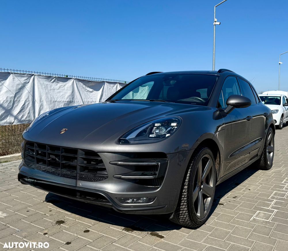 Porsche Macan - 8
