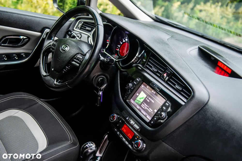 Kia Ceed 1.6 GDI Vision - 37