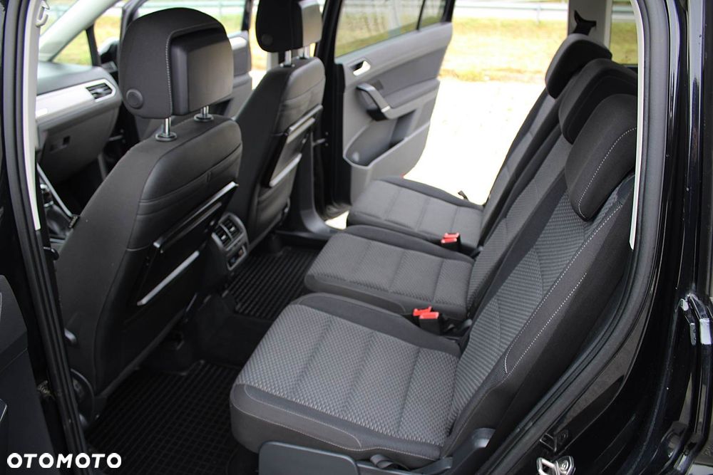 Volkswagen Touran 2.0 TDI SCR Highline - 18