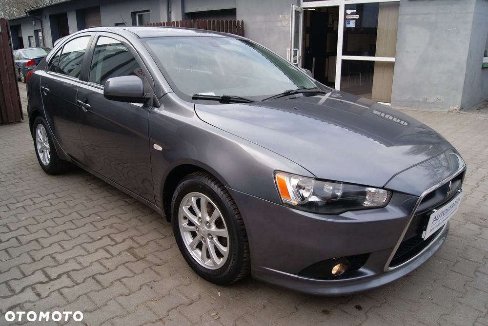Mitsubishi Lancer 1.6 Inform - 6