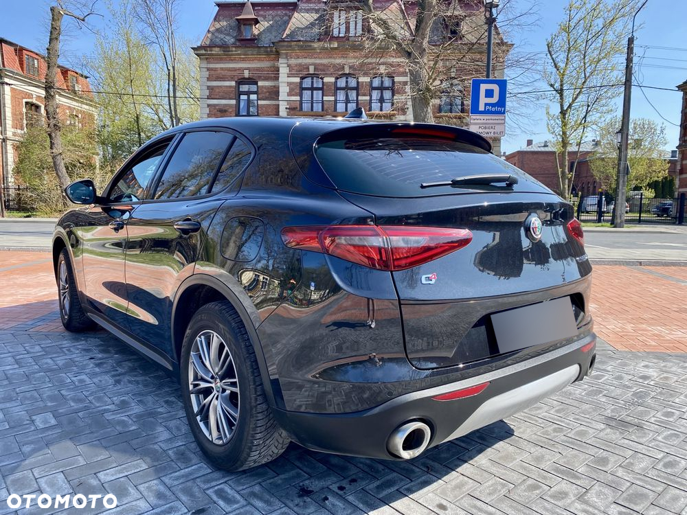 Alfa Romeo Stelvio 2.0 Turbo Q4 - 8