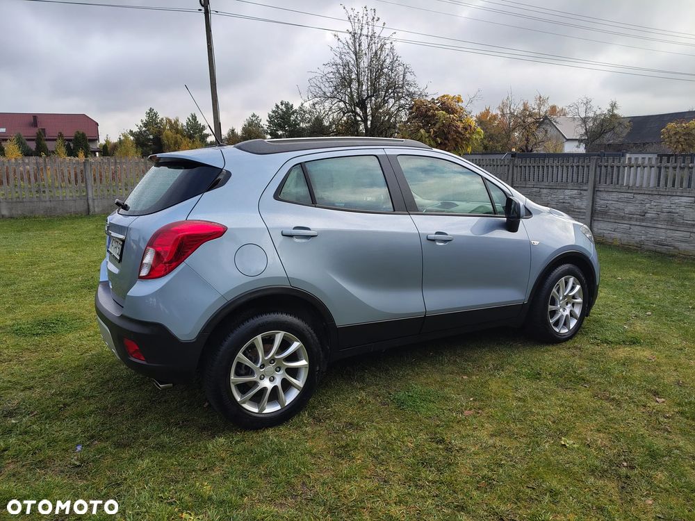 Opel Mokka 2012 photo 2