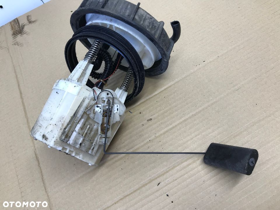Pływak Ford Transit Connect MK1 czujnik poziomu paliwa 1.8 tdci 5T169275AA - 5