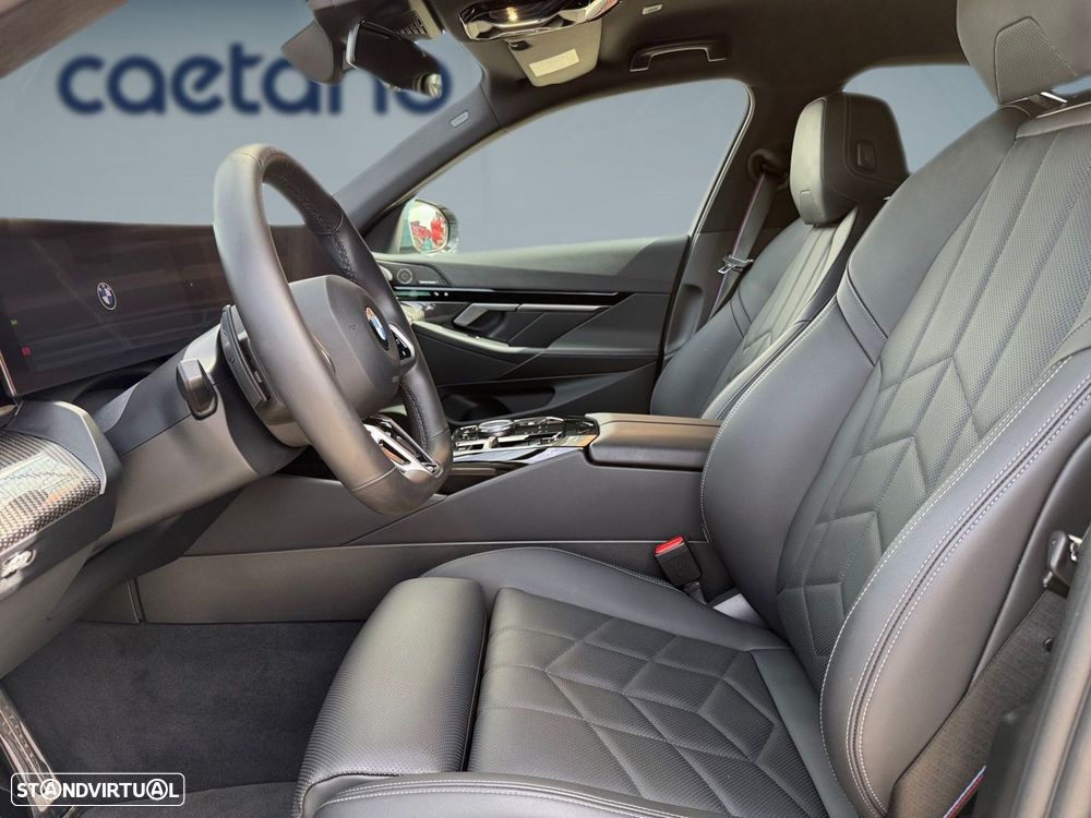 BMW 520 d xDrive Pack Desportivo M Pro - 8