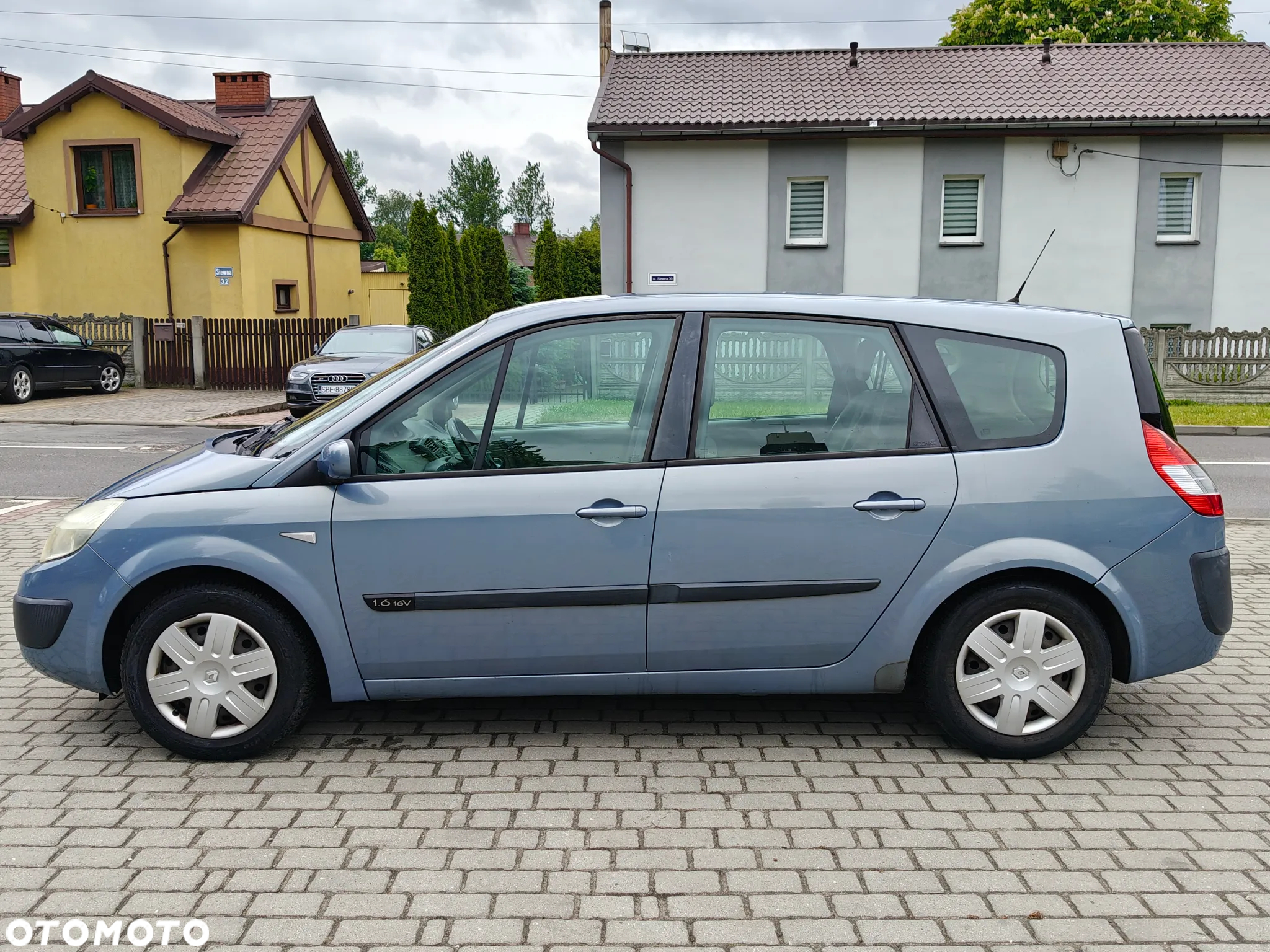 Renault Scenic 1.6 16V Alize - 3
