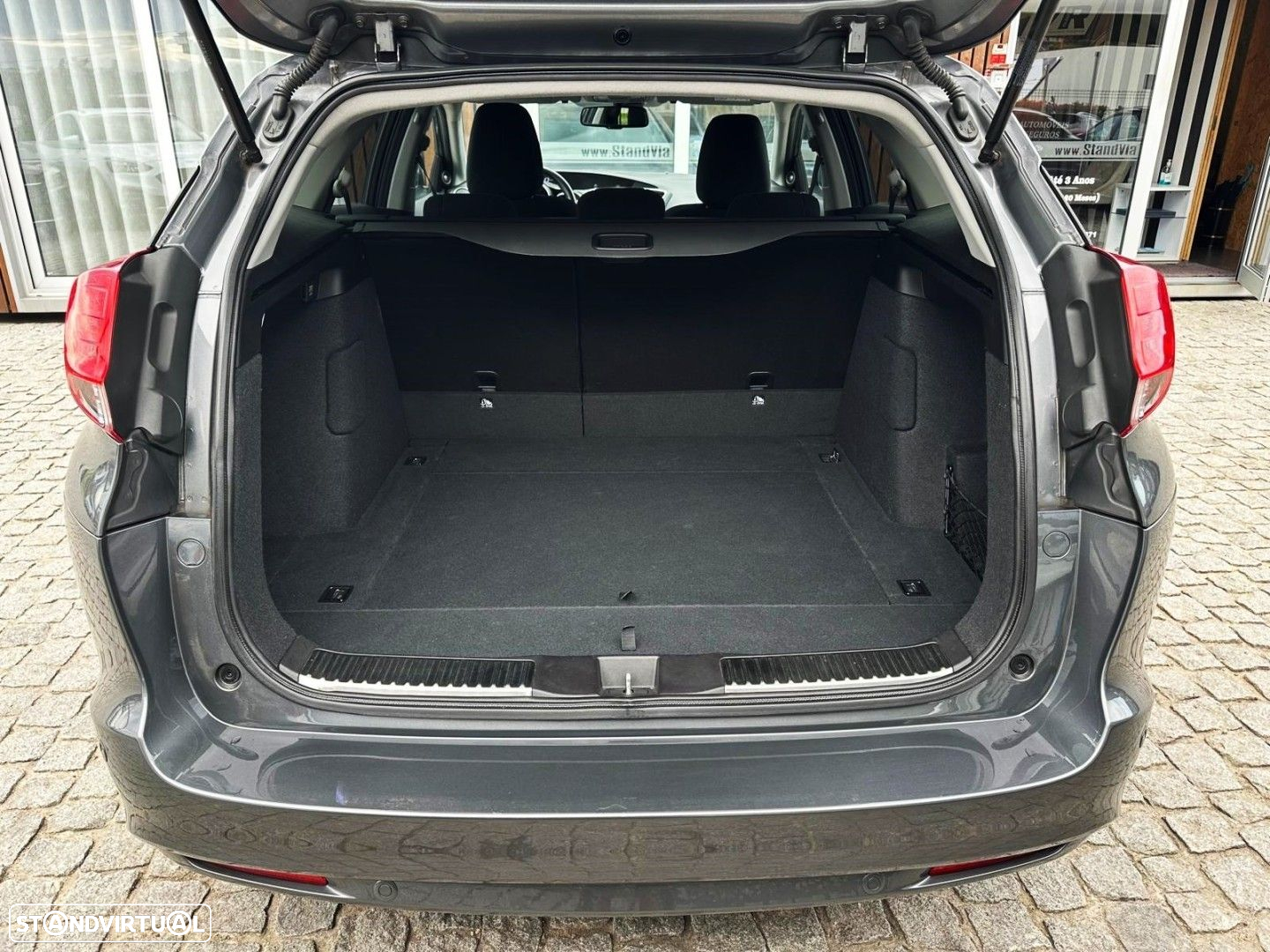 Honda Civic Tourer 1.6 i-DTEC Sport - 30