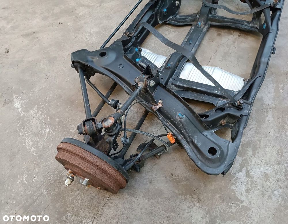 SANKI BELKA WÓZEK ZAWIESZENIA TYŁ HONDA ACCORD VII SEDAN - 2