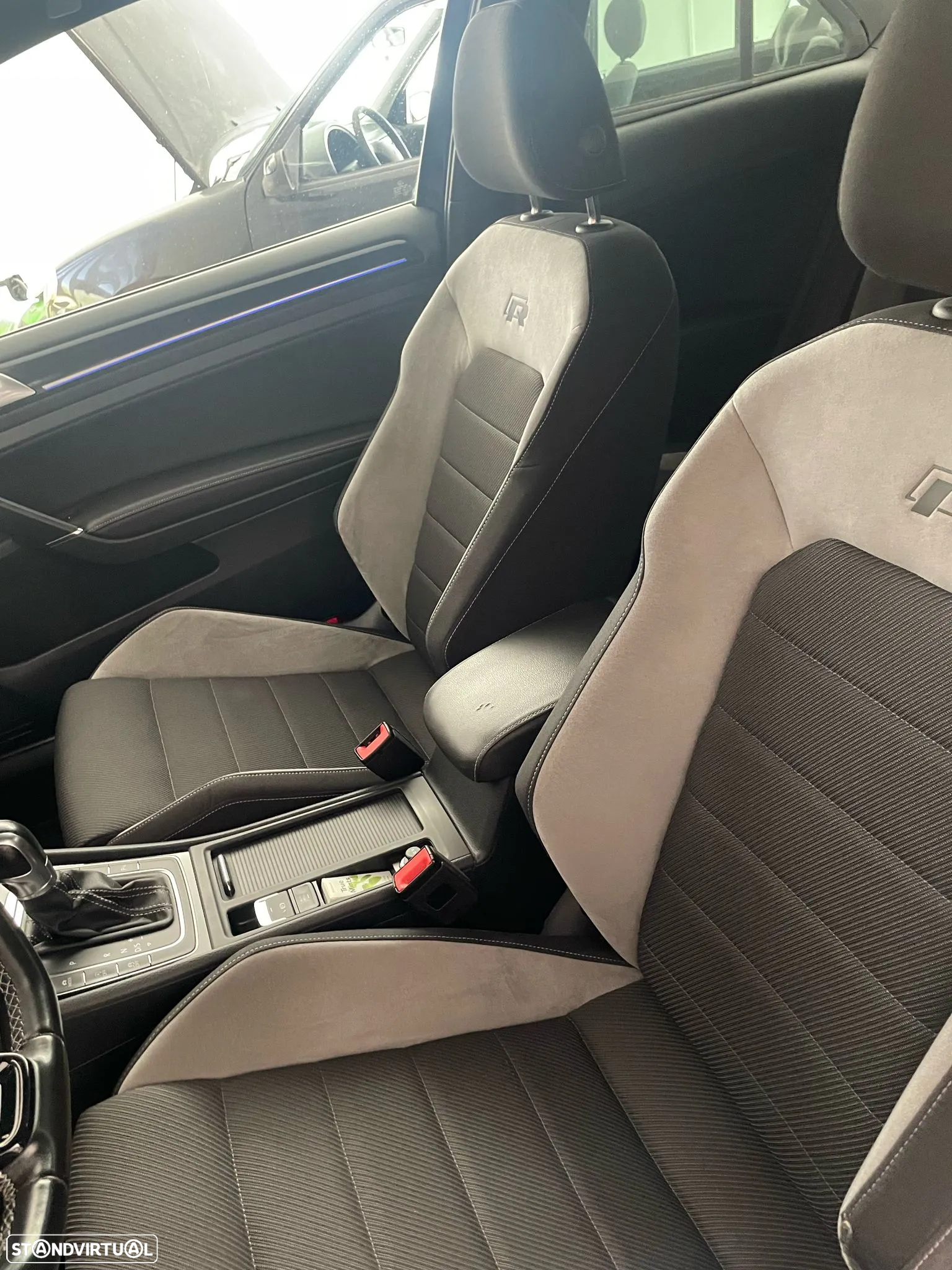 VW Golf 2.0 TSI R DSG - 8