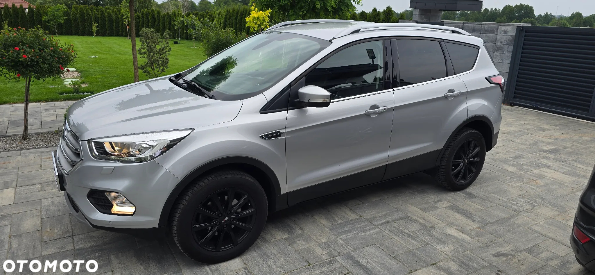 Ford Kuga - 3