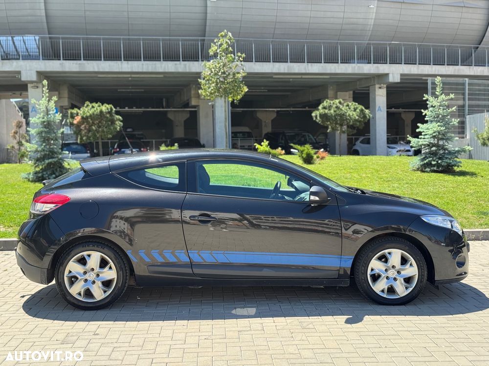 Renault Megane dCi 90 FAP Paris - 3