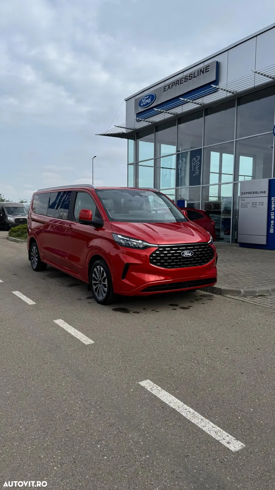 Ford Tourneo Custom Bus 320L 2.0 EcoBlue 170 CP 8AT L2H1 AWD Titanium X - 2