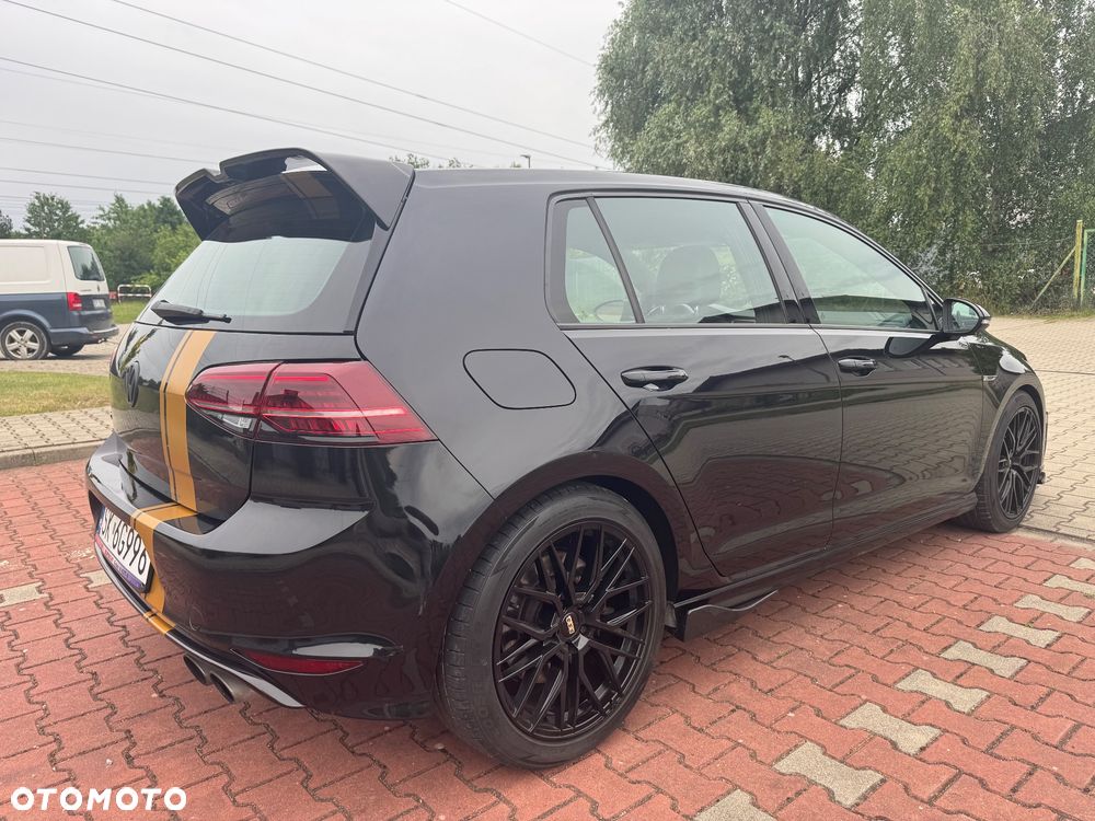 Volkswagen Golf - 6