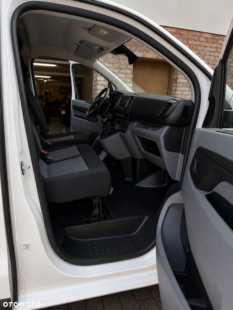 Opel Vivaro - 15