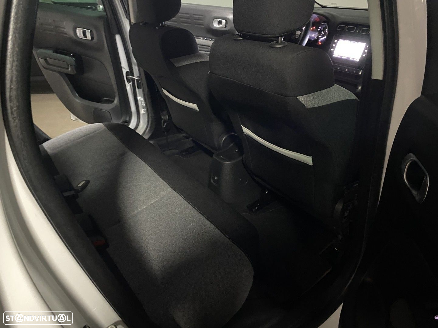 Citroën C3 1.2 PureTech Shine - 16