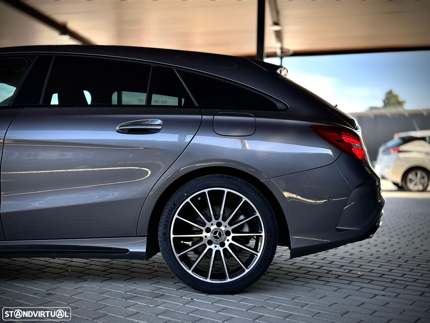Mercedes-Benz CLA 200 d Shooting Brake AMG Line Aut. - 13
